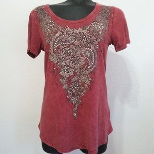 Vocal burgundy tee shirt with rhinestones